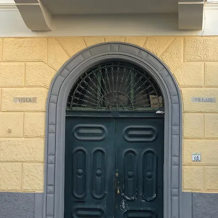 Charming Front Sea Apartment Ischia